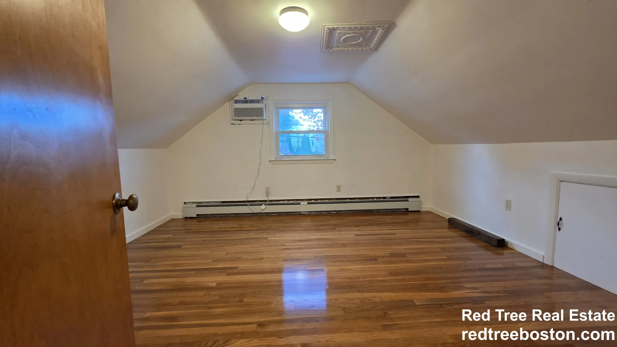 3 bed, 1 bath apartment for rent at 18 Cresthill Rd Unit 1, Oak Square — photo 17 of 22