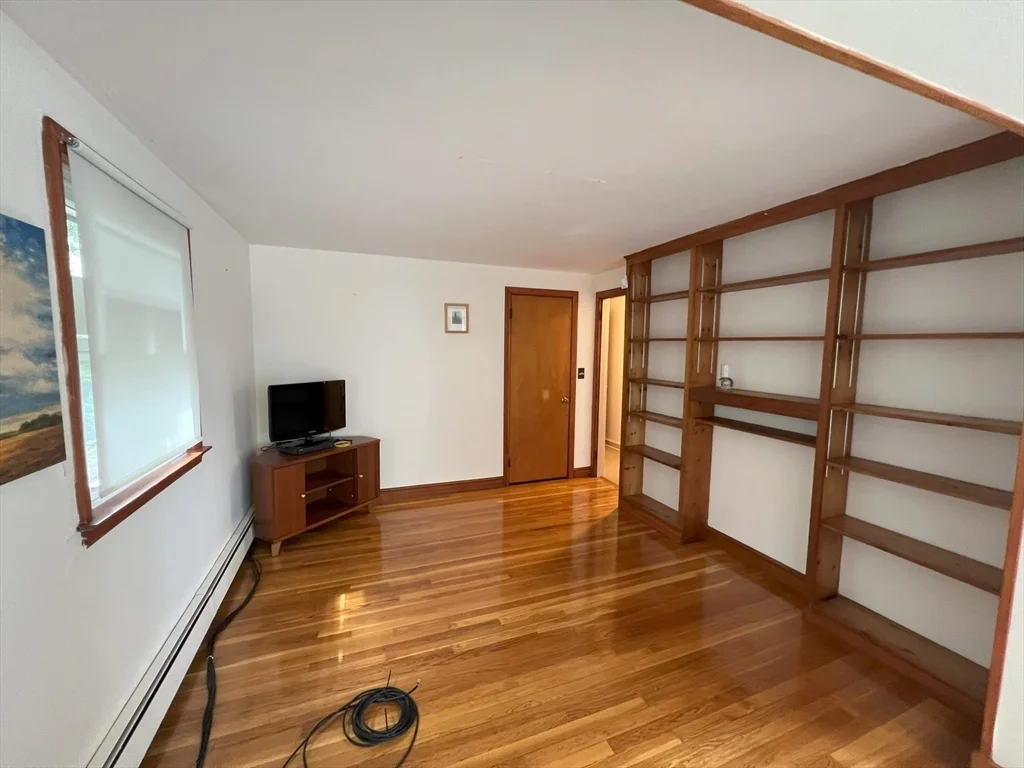 2 bed, 1 bath apartment for rent at 18 Cresthill Rd Unit 18, Brighton — photo 9 of 17