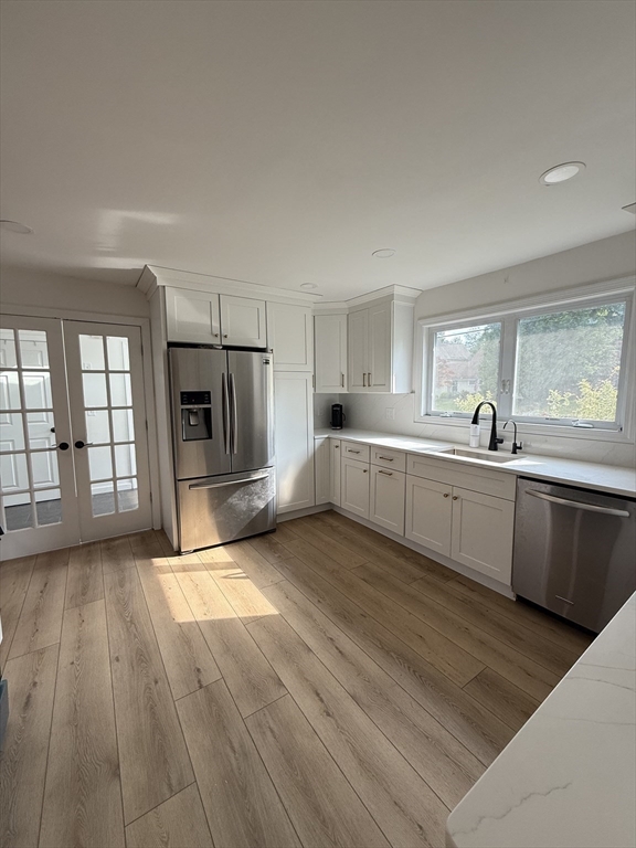 4 bed, 2 bath apartment for rent at 18 Curtis Rd, West Natick — photo 4 of 23