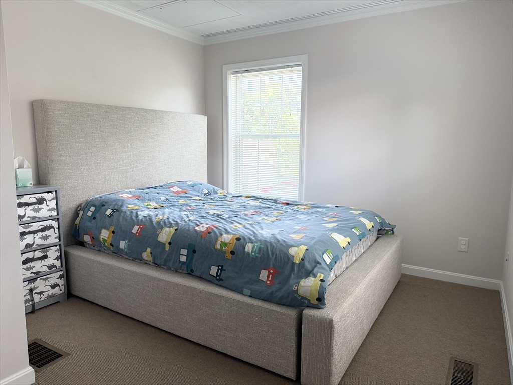 3 bed, 2 bath apartment for rent at 18 Dale St Unit 1A, Ballardvale — photo 9 of 14