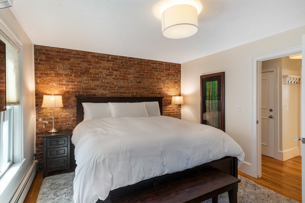 2 bed, 1 bath apartment for rent at 18 Dartmouth Pl Unit 1, South End — photo 8 of 14