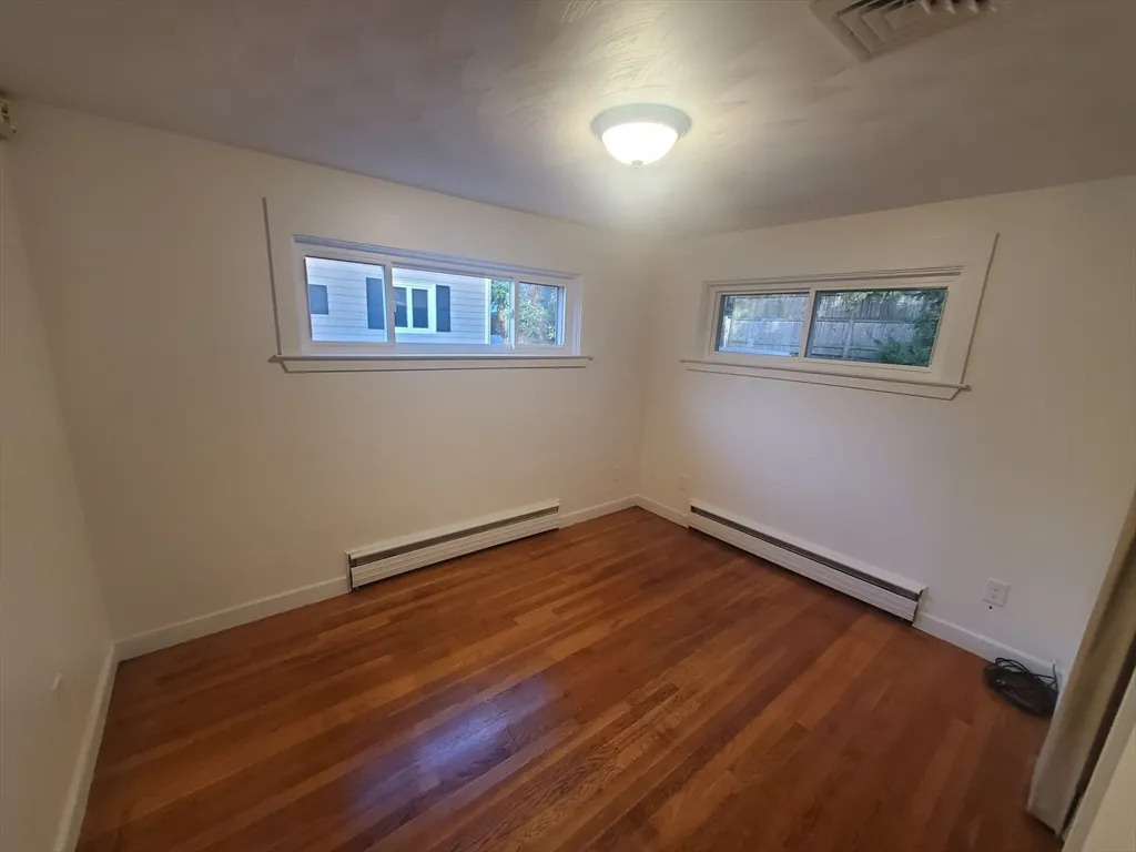 2 bed, 2 bath apartment for rent at 18 Denny St Unit 18, Dorchester — photo 9 of 19