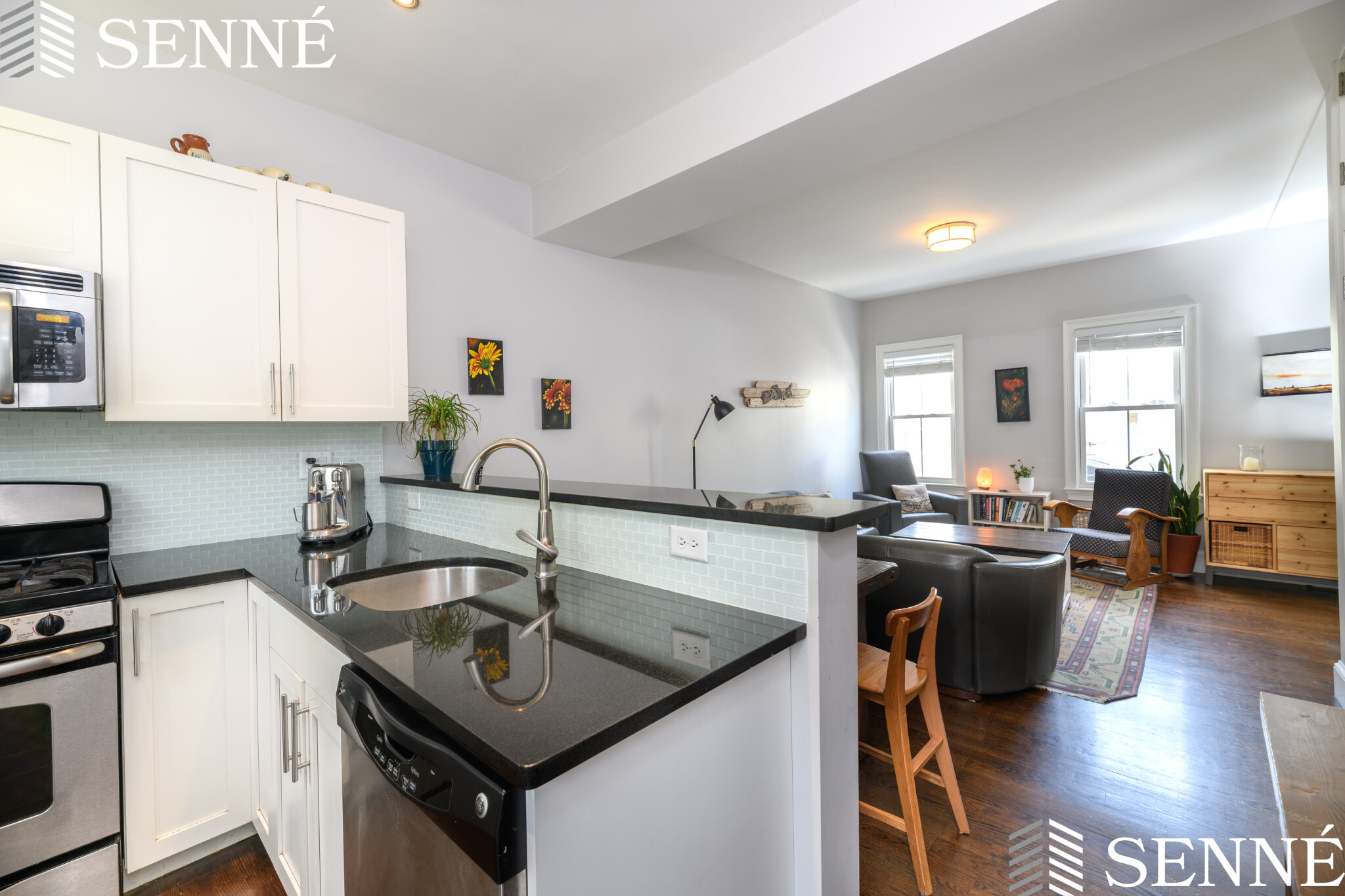 2 bed, 1 bath apartment for rent at 18 Dodge St Unit -18, Riverside — photo 3 of 15