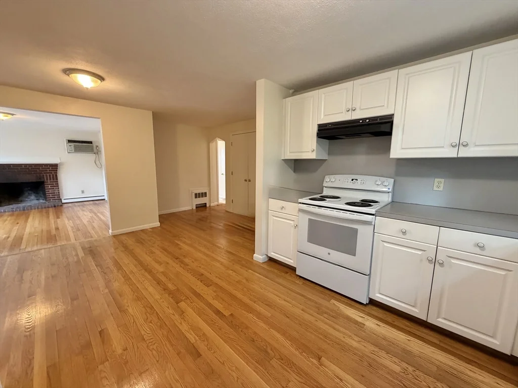 3 bed, 1 bath apartment for rent at 18 Dunstan St Unit 1, West Newton — photo 10 of 29