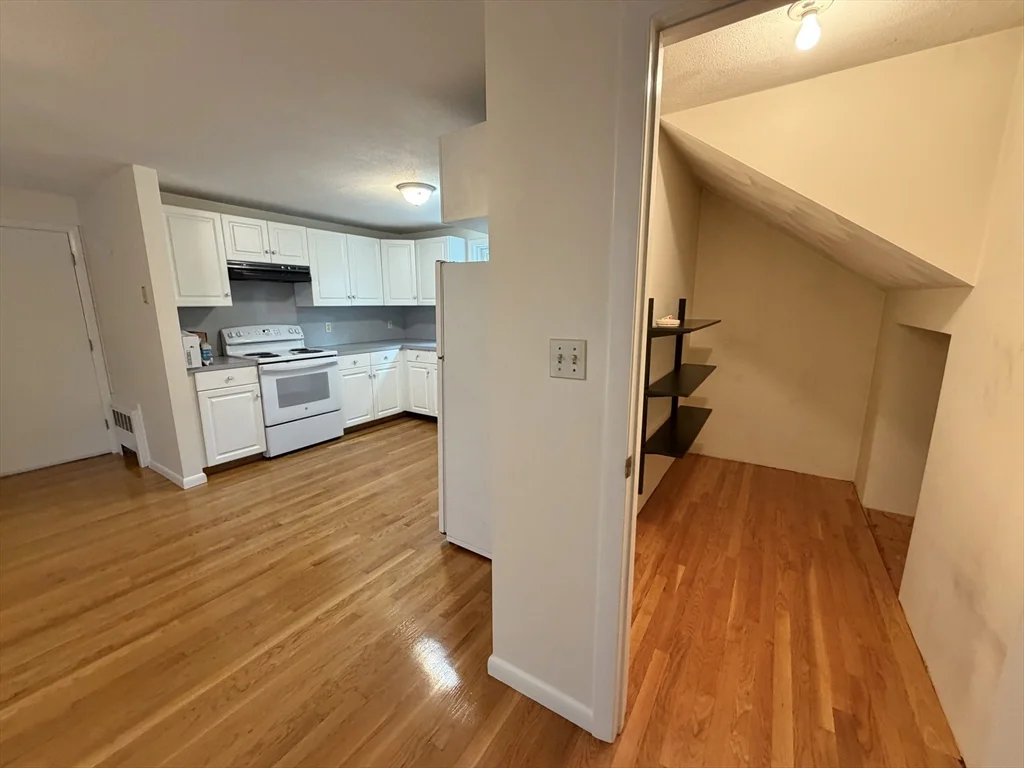 3 bed, 1 bath apartment for rent at 18 Dunstan St Unit 1, West Newton — photo 23 of 29