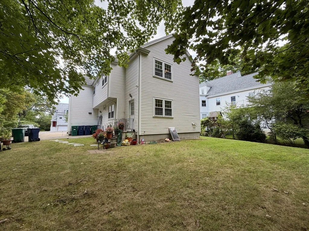 3 bed, 1 bath apartment for rent at 18 Dunstan St Unit 1, West Newton — photo 25 of 29
