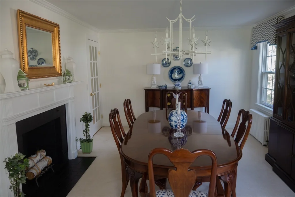 3 bed, 2 bath apartment for rent at 18 Earle Rd, Wellesley — photo 6 of 33