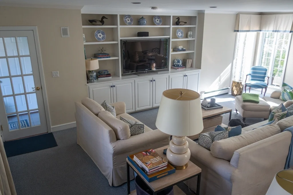 3 bed, 2 bath apartment for rent at 18 Earle Rd, Wellesley — photo 9 of 33