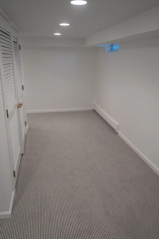 3 bed, 2 bath apartment for rent at 18 Earle Rd, Wellesley — photo 30 of 33