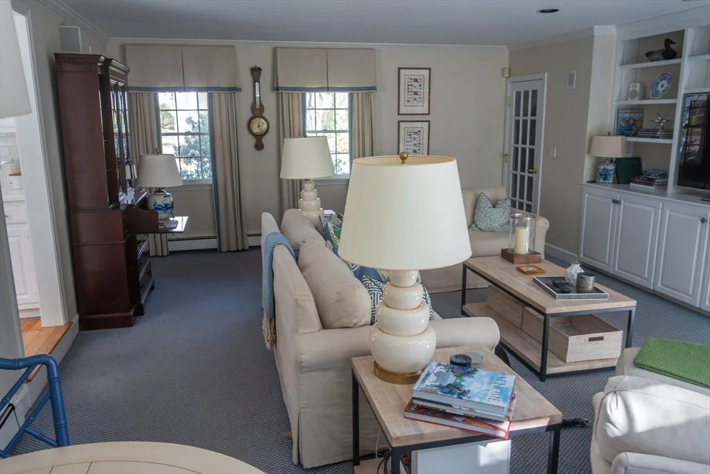 3 bed, 2 bath apartment for rent at 18 Earle Rd, Wellesley — photo 8 of 33