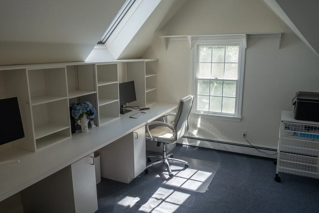 3 bed, 2 bath apartment for rent at 18 Earle Rd, Wellesley — photo 28 of 33