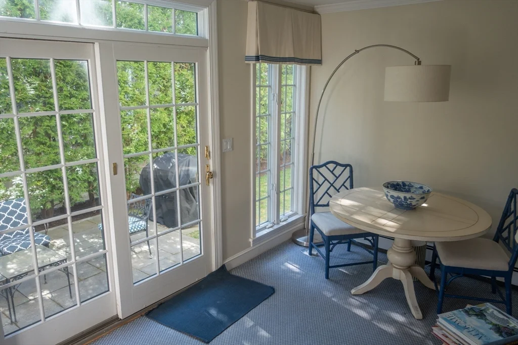 3 bed, 2 bath apartment for rent at 18 Earle Rd, Wellesley — photo 10 of 33