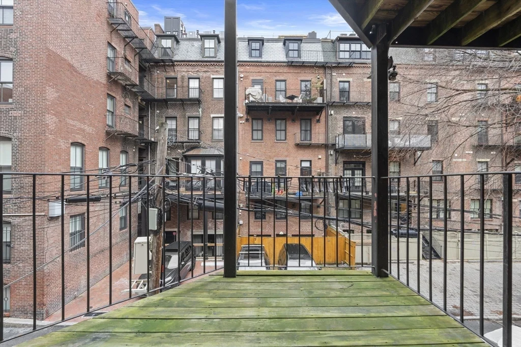 2 bed, 1 bath apartment for rent at 18 East Springfield St Unit 18-3, Harrison Lenox — photo 10 of 36