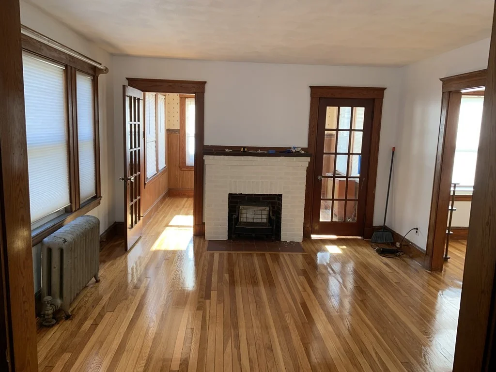 2 bed, 1 bath apartment for rent at 18 Eddy St Unit 1, Banks Square — photo 3 of 10