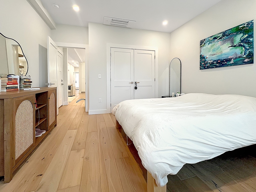 2 bed, 2 bath apartment for rent at 18 Edward St Unit 2, Medford — photo 4 of 12