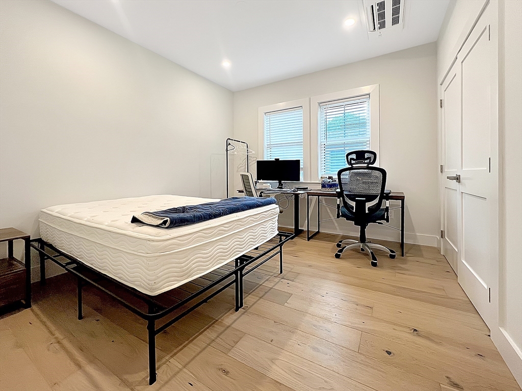 2 bed, 2 bath apartment for rent at 18 Edward St Unit 2, Medford — photo 7 of 12