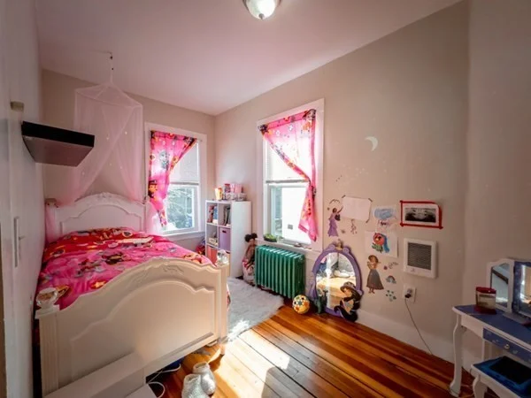 3 bed, 1 bath apartment for rent at 18 Egleston Unit 2, Jamaica Plain — photo 6 of 24
