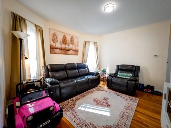 3 bed, 1 bath apartment for rent at 18 Egleston Unit 2, Jamaica Plain — photo 10 of 24