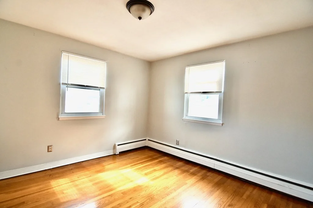 2 bed, 1 bath apartment for rent at 18 Essex St Unit 4, Squantum — photo 7 of 14