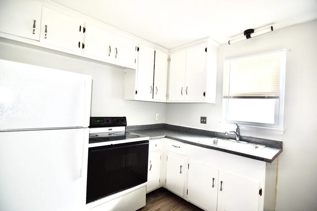 2 bed, 1 bath apartment for rent at 18 Essex St Unit 4, Squantum — photo 5 of 14