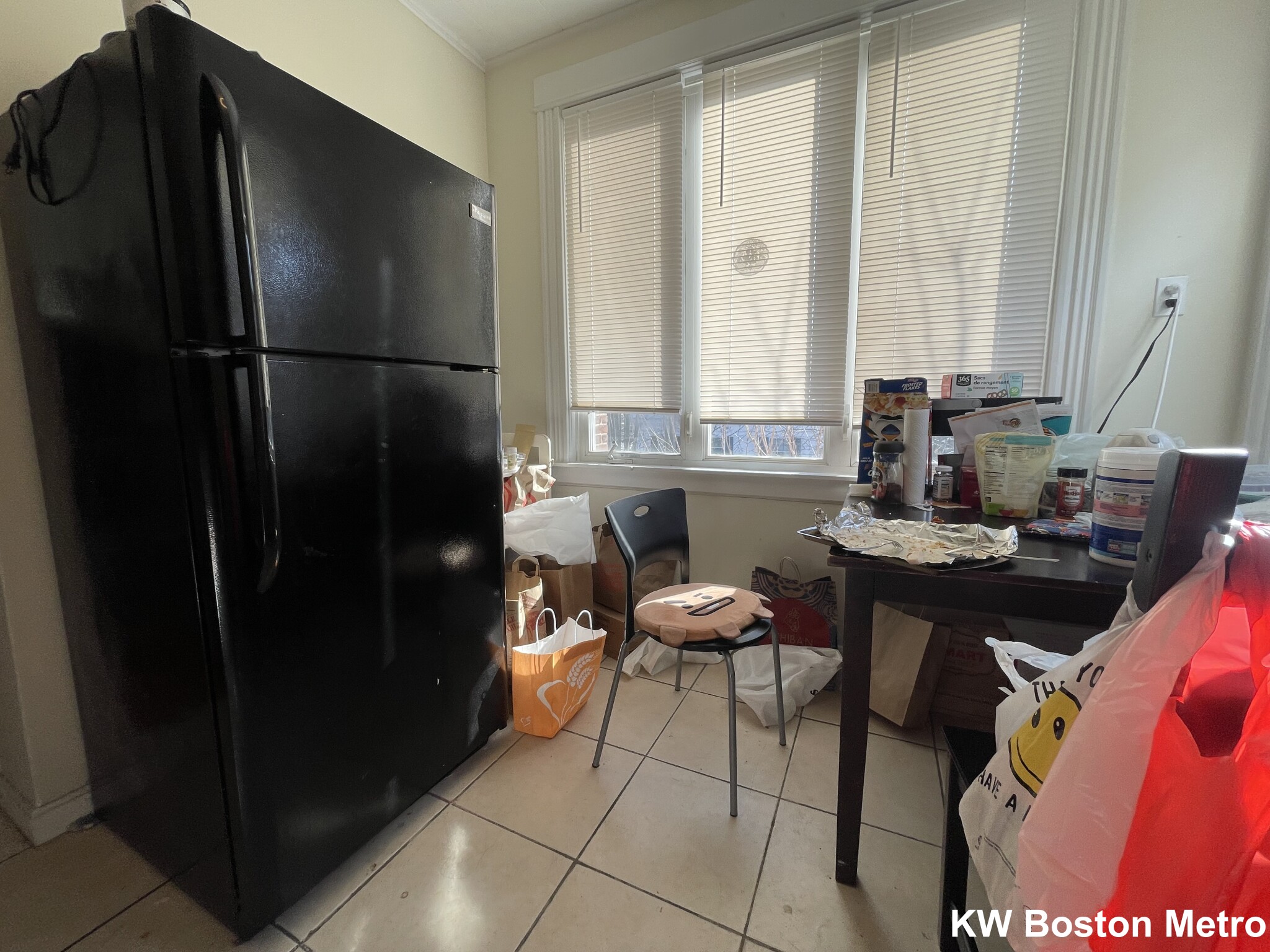 2 bed, 1 bath apartment for rent at 18 Euston St Unit 4, Brookline — photo 5 of 7
