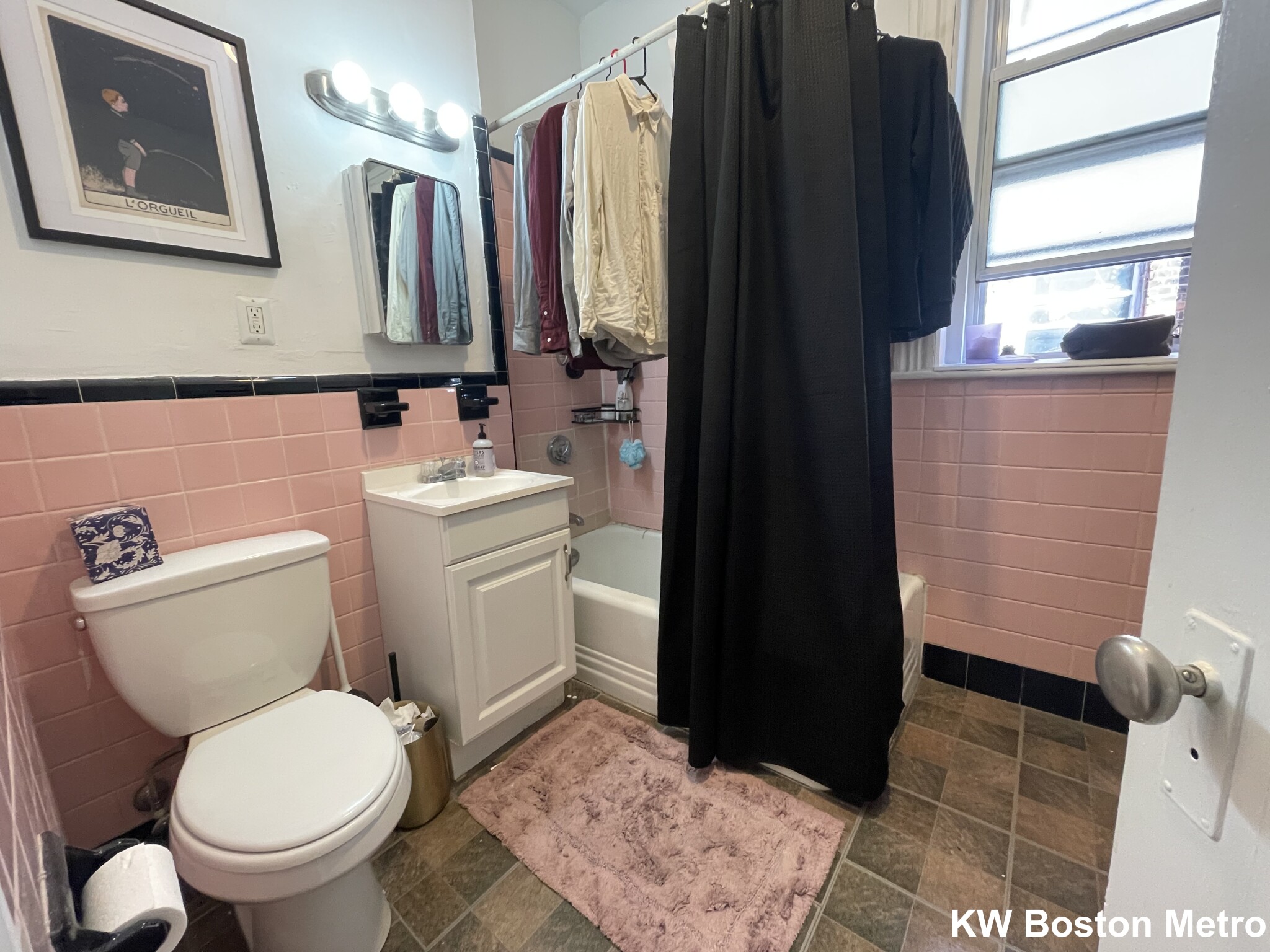 2 bed, 1 bath apartment for rent at 18 Euston St Unit 4, Brookline — photo 3 of 7