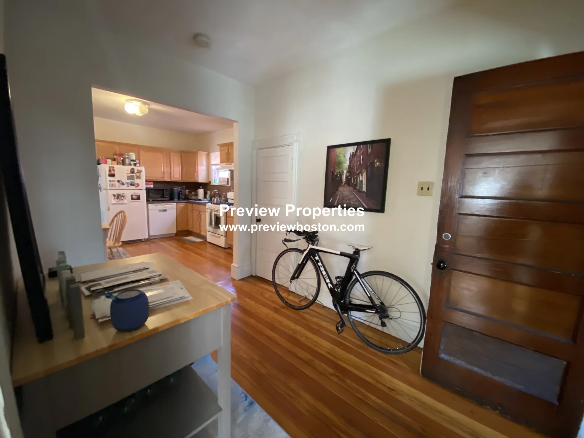 3 bed, 1 bath apartment for rent at 18 Fairbanks St Unit 1, Oak Square — photo 25 of 38