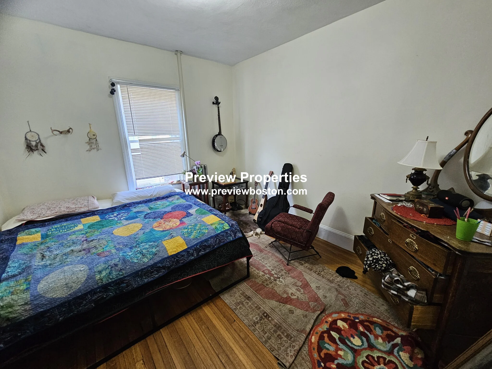 3 bed, 1 bath apartment for rent at 18 Fairbanks St Unit 1, Oak Square — photo 6 of 38
