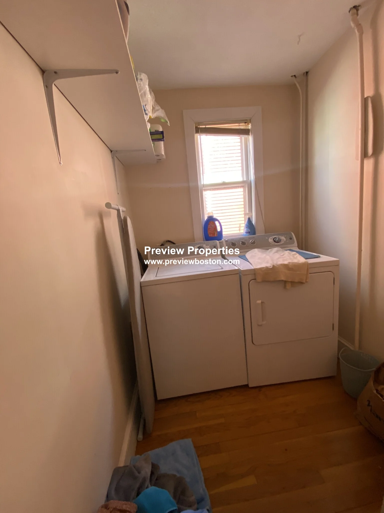 3 bed, 1 bath apartment for rent at 18 Fairbanks St Unit 1, Oak Square — photo 27 of 38