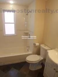 3 bed, 1 bath apartment for rent at 18 Fairbanks St Unit 1, Oak Square — photo 37 of 38