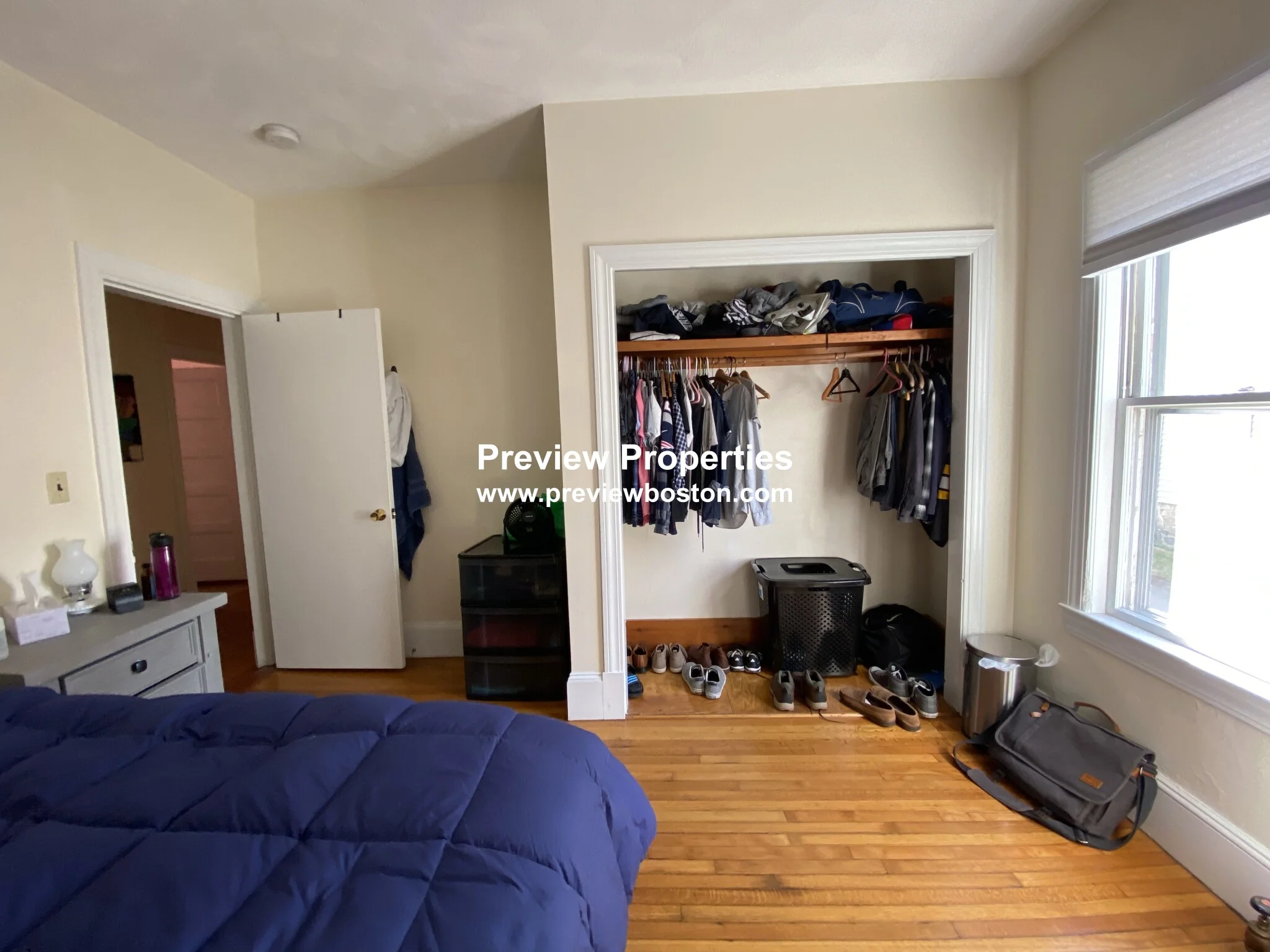 3 bed, 1 bath apartment for rent at 18 Fairbanks St Unit 1, Oak Square — photo 13 of 38