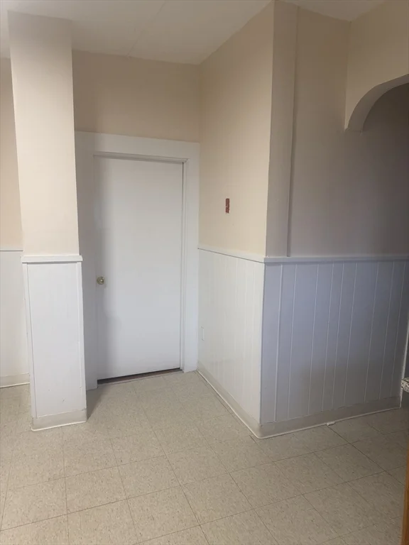 2 bed, 1 bath apartment for rent at 18 Fairview Ave Unit 1, Malden — photo 4 of 21