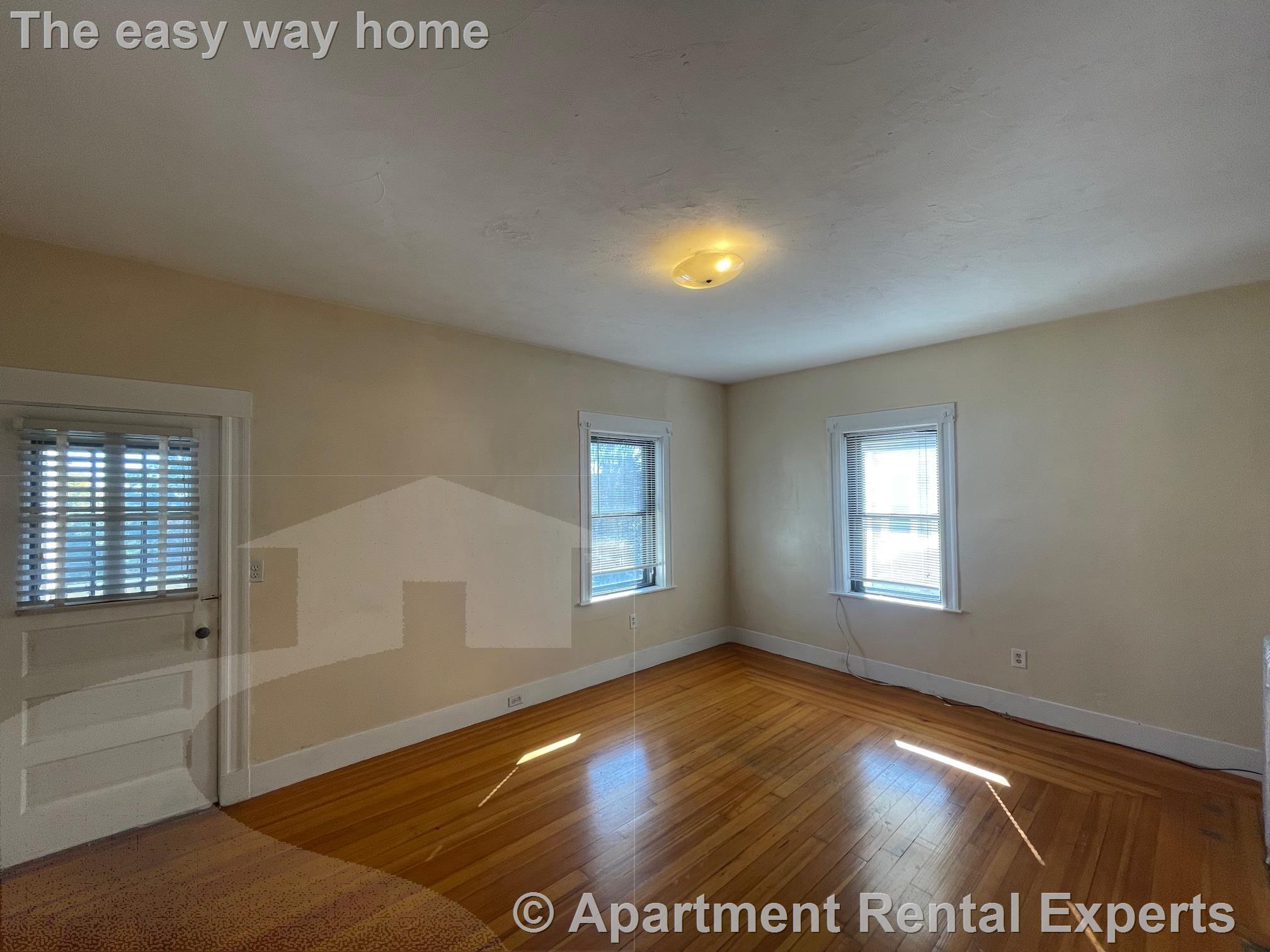 1 bed, 1 bath apartment for rent at 18 Fenwick St Unit 3, Winter Hill — photo 2 of 15