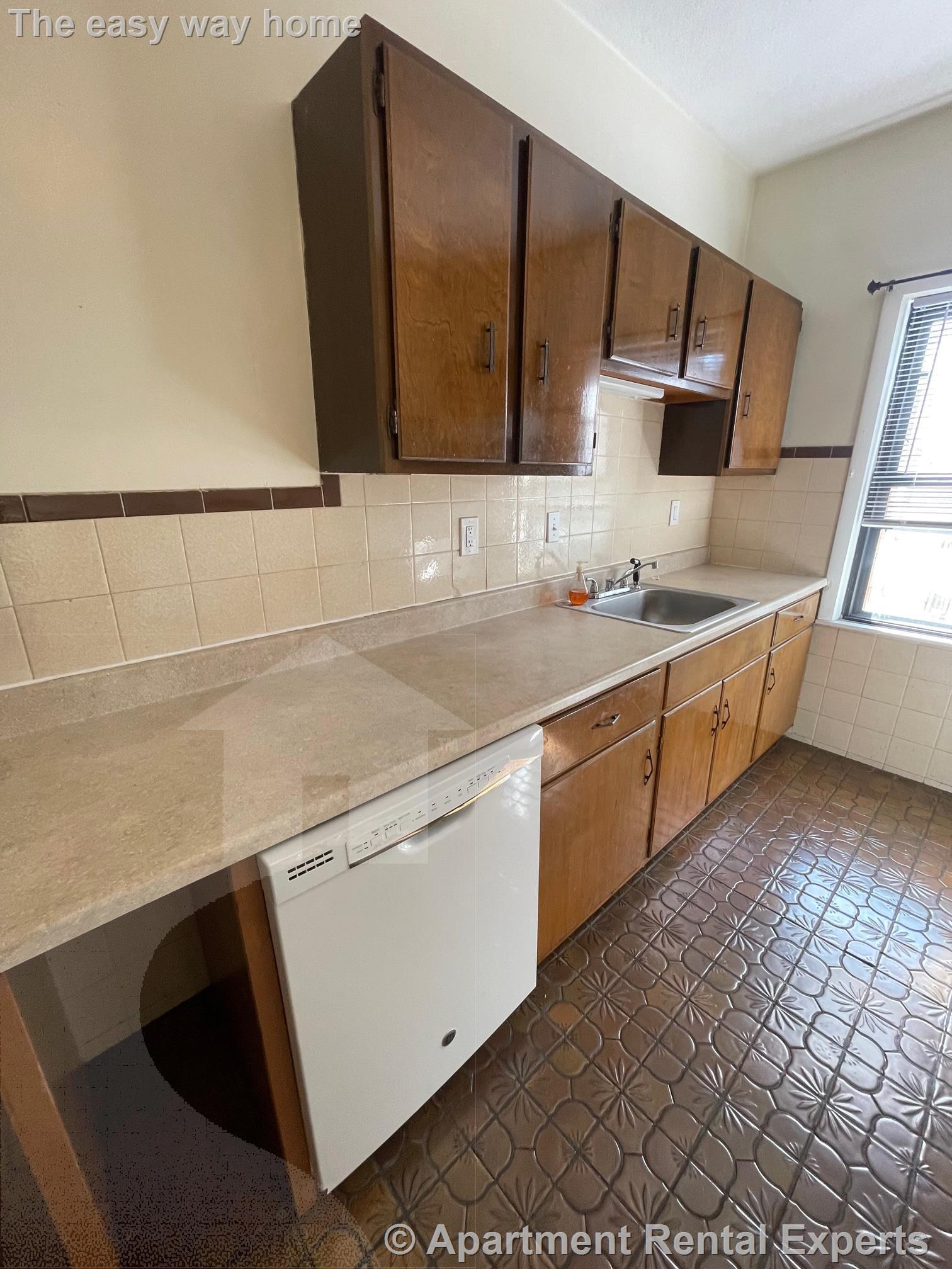 1 bed, 1 bath apartment for rent at 18 Fenwick St Unit 3, Winter Hill — photo 11 of 15