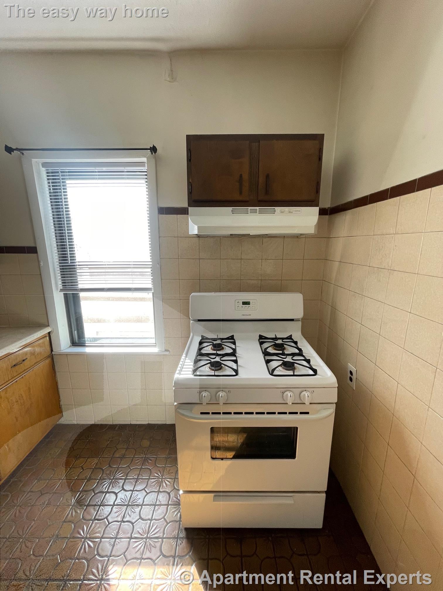 1 bed, 1 bath apartment for rent at 18 Fenwick St Unit 3, Winter Hill — photo 12 of 15