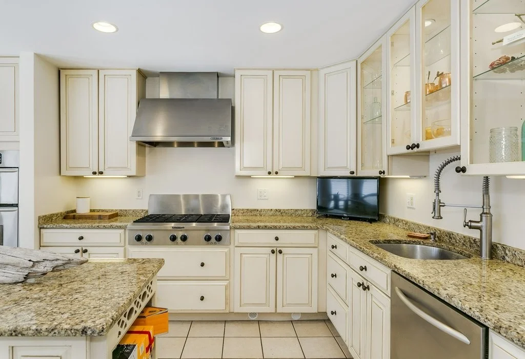 4 bed, 3 bath apartment for rent at 18 Ferrin St, Charlestown — photo 8 of 25
