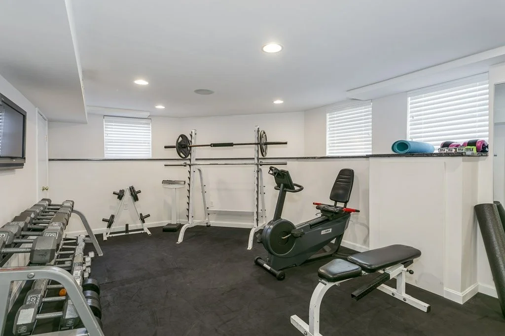 4 bed, 3 bath apartment for rent at 18 Ferrin St, Charlestown — photo 22 of 25