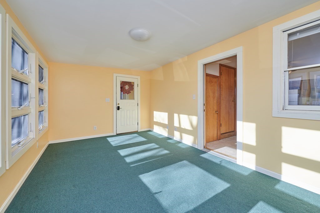 2 bed, 1 bath apartment for rent at 18 Forest St Unit 18, Lexington — photo 13 of 17