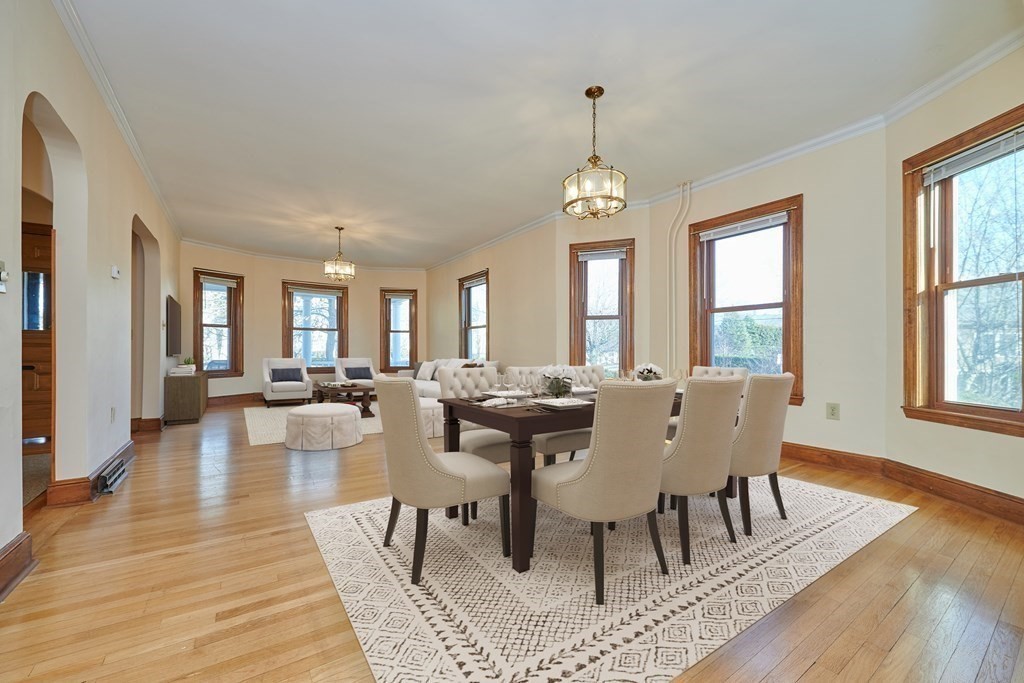 2 bed, 1 bath apartment for rent at 18 Forest St Unit 18, Lexington — photo 2 of 17