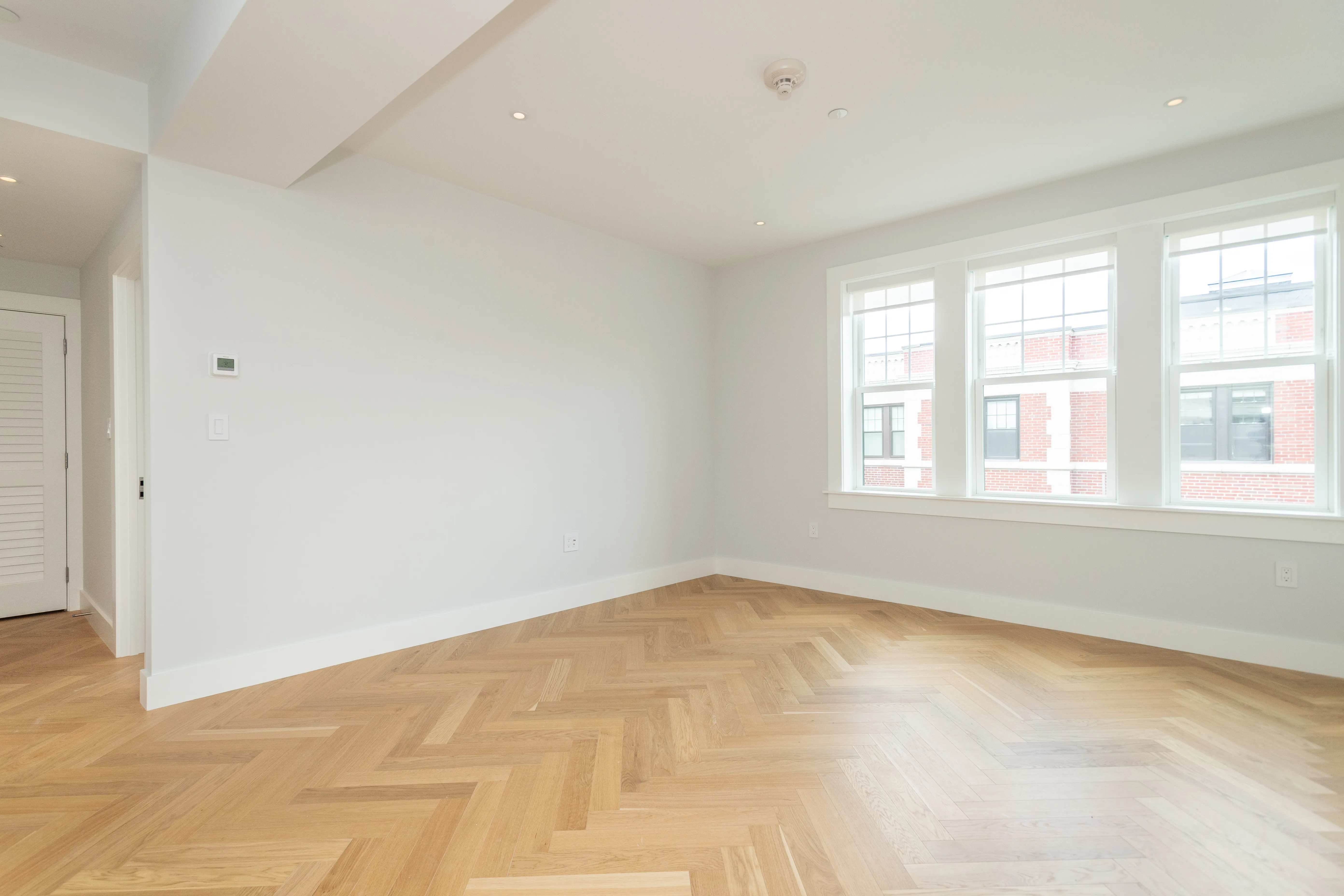 2 bed, 1 bath apartment for rent at 18 Forest St Unit 42, Baldwin — photo 2 of 8