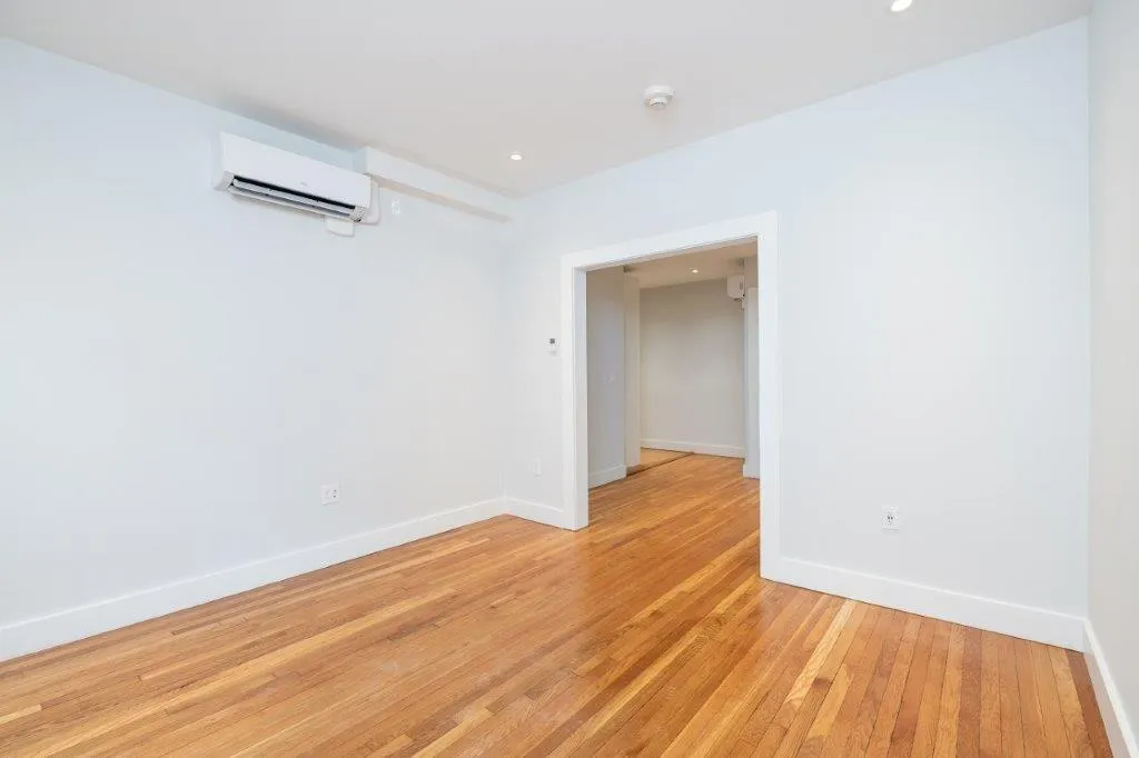 1 bed, 1 bath apartment for rent at 18 Forest St Unit 44, Baldwin — photo 4 of 7
