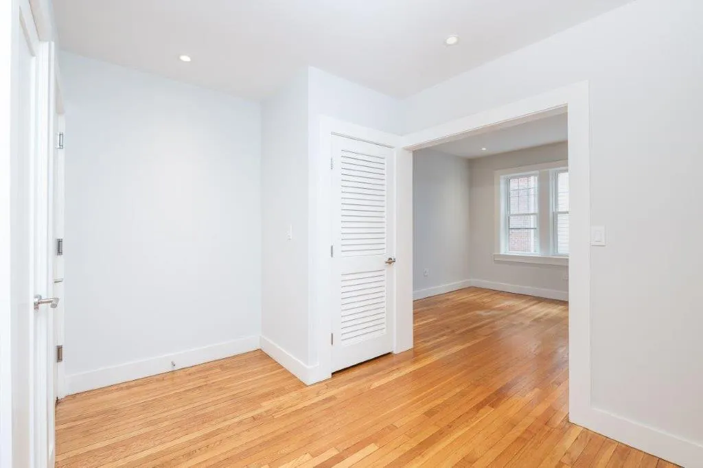 1 bed, 1 bath apartment for rent at 18 Forest St Unit 44, Baldwin — photo 3 of 7