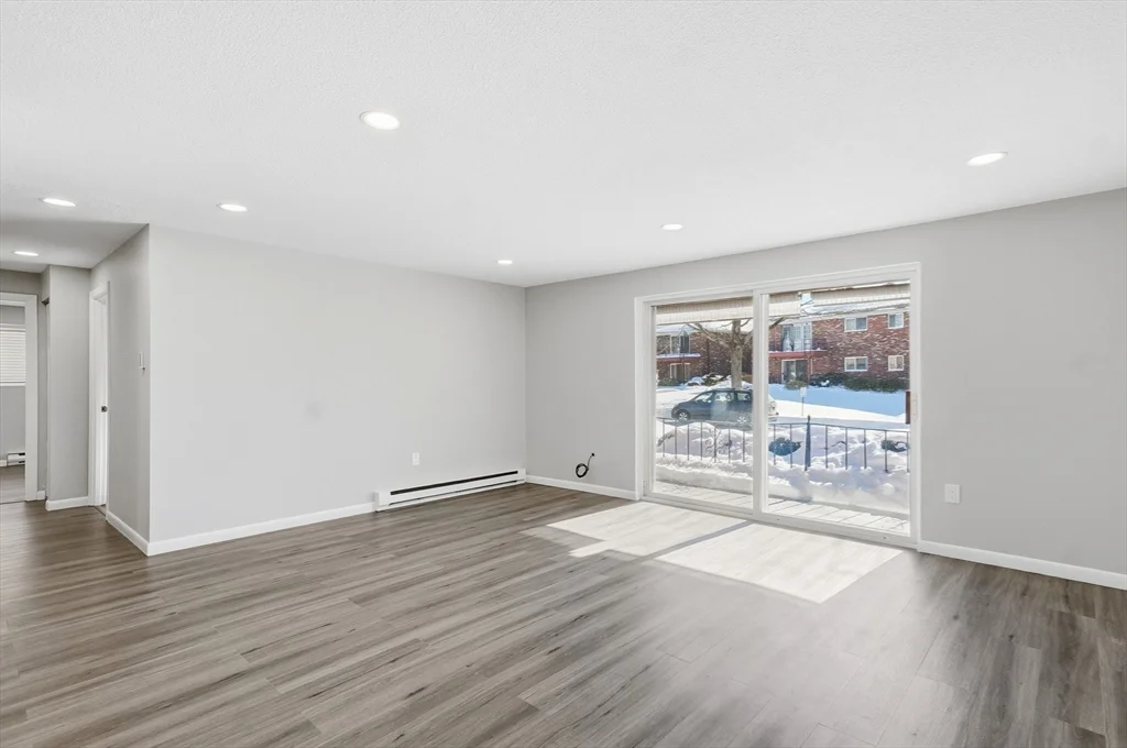 2 bed, 1 bath apartment for rent at 18 Fountain Ln Unit 2, Weymouth — photo 4 of 31