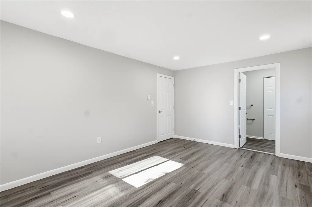 2 bed, 1 bath apartment for rent at 18 Fountain Ln Unit 2, Weymouth — photo 16 of 31