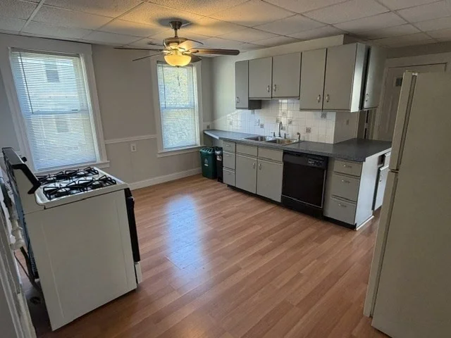 2 bed, 1 bath apartment for rent at 18 Gage St Unit 1, Worcester — photo 2 of 9