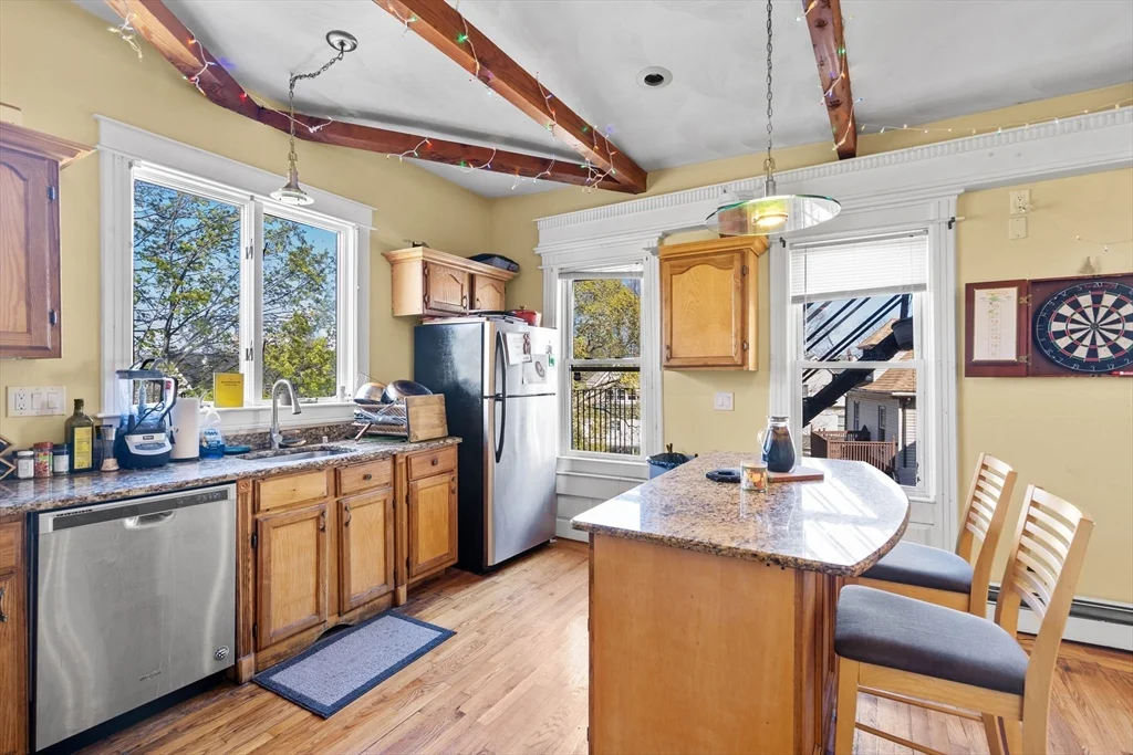 3 bed, 2 bath apartment for rent at 18 Gaston St Unit 2, Roxbury — photo 6 of 22