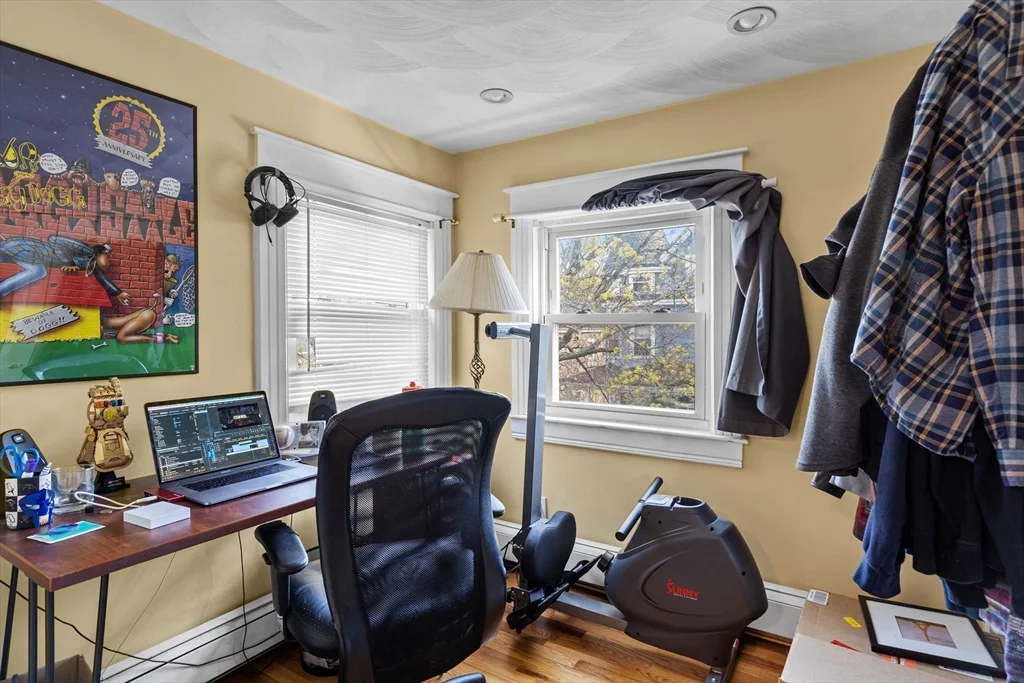 3 bed, 2 bath apartment for rent at 18 Gaston St Unit 2, Roxbury — photo 12 of 22