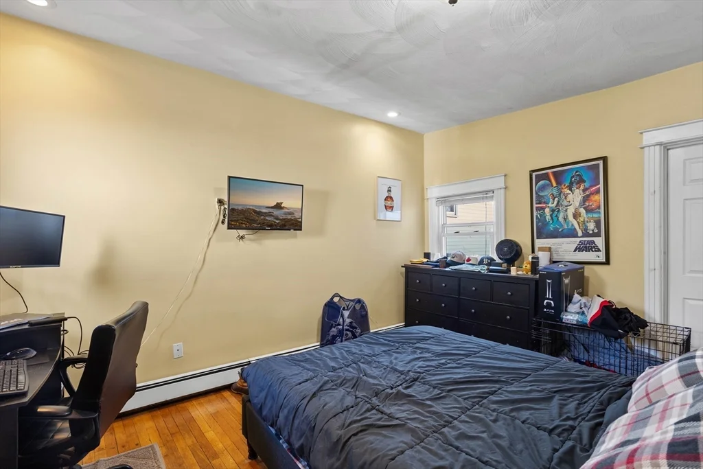 3 bed, 2 bath apartment for rent at 18 Gaston St Unit 2, Roxbury — photo 16 of 22