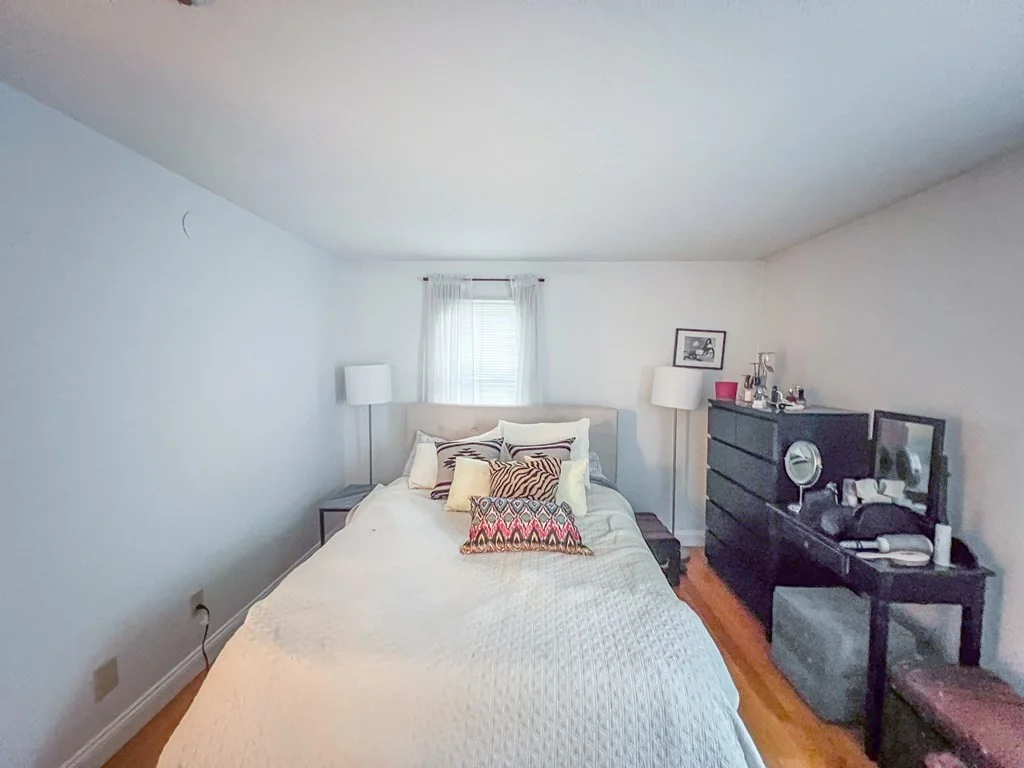 1 bed, 1 bath apartment for rent at 18 Germain Ave Unit 2, Quincy — photo 4 of 9