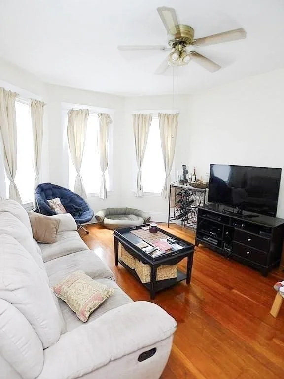 3 bed, 1 bath apartment for rent at 18 Gibson St Unit 2, Dorchester — photo 5 of 11